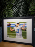 Signed Justin Herbert 8x10 (Beckett)