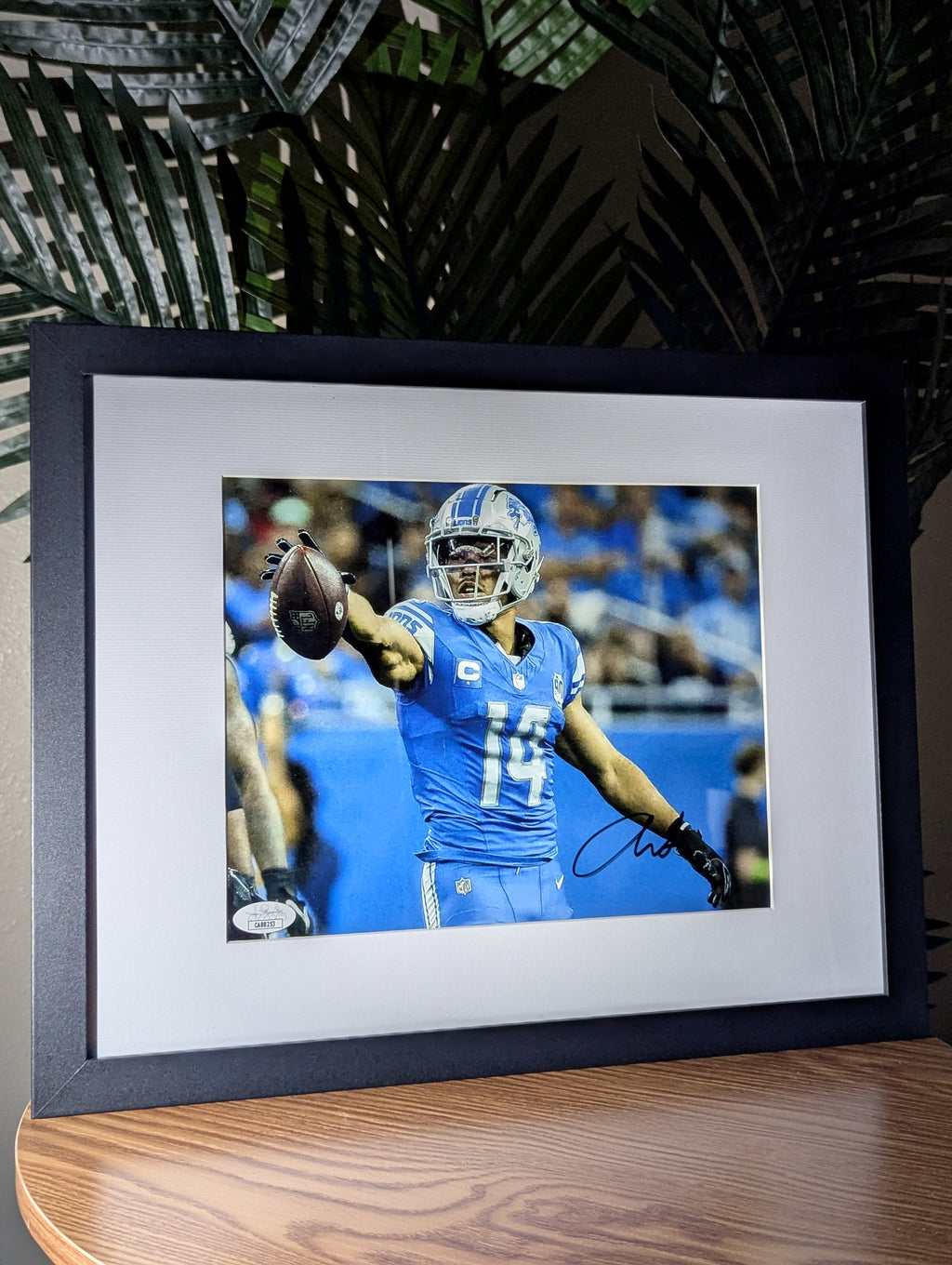 Amon-Ra St. Brown - Signed 8x10 (JSA)