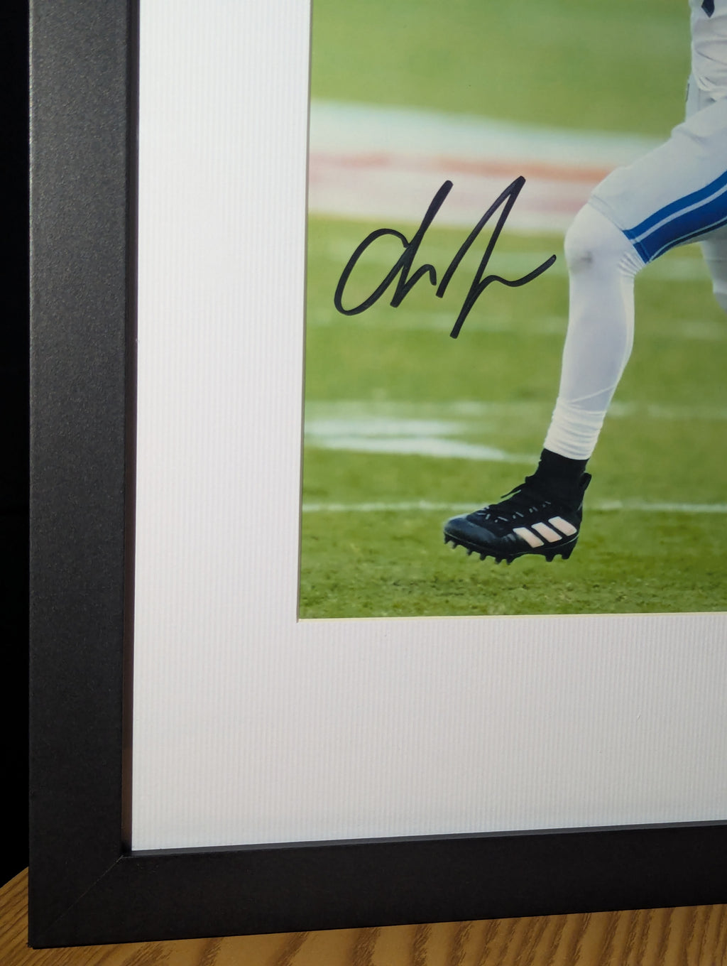 Signed Amon-Ra St. Brown 8x10 (Beckett)