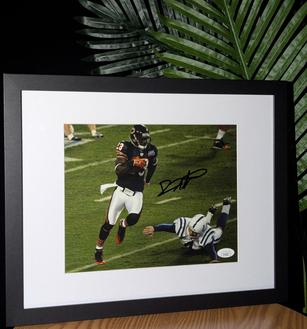 Signed Devin Hester 8x10 (JSA)