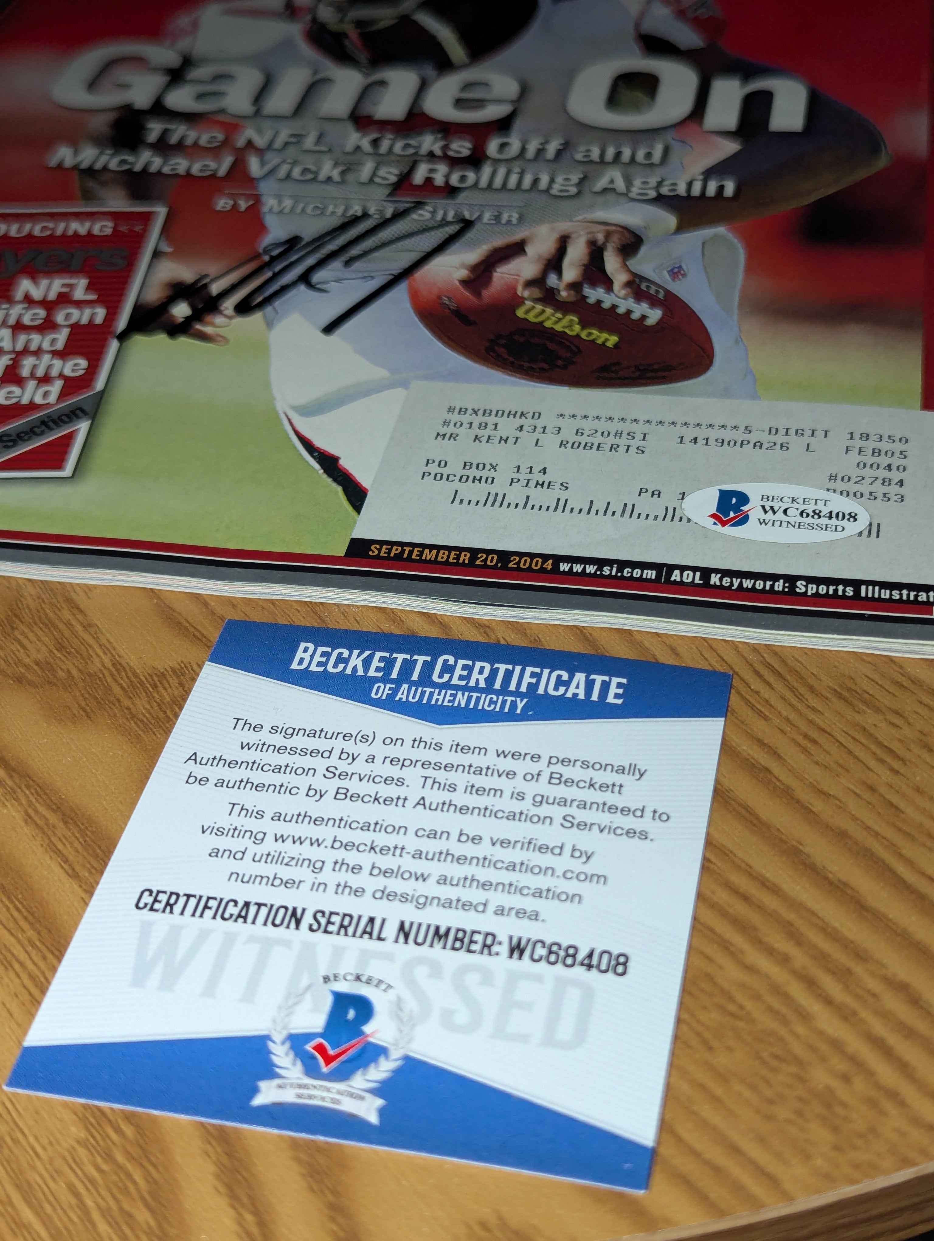 Unframed Signed Mike Vick Magazine (Beckett)