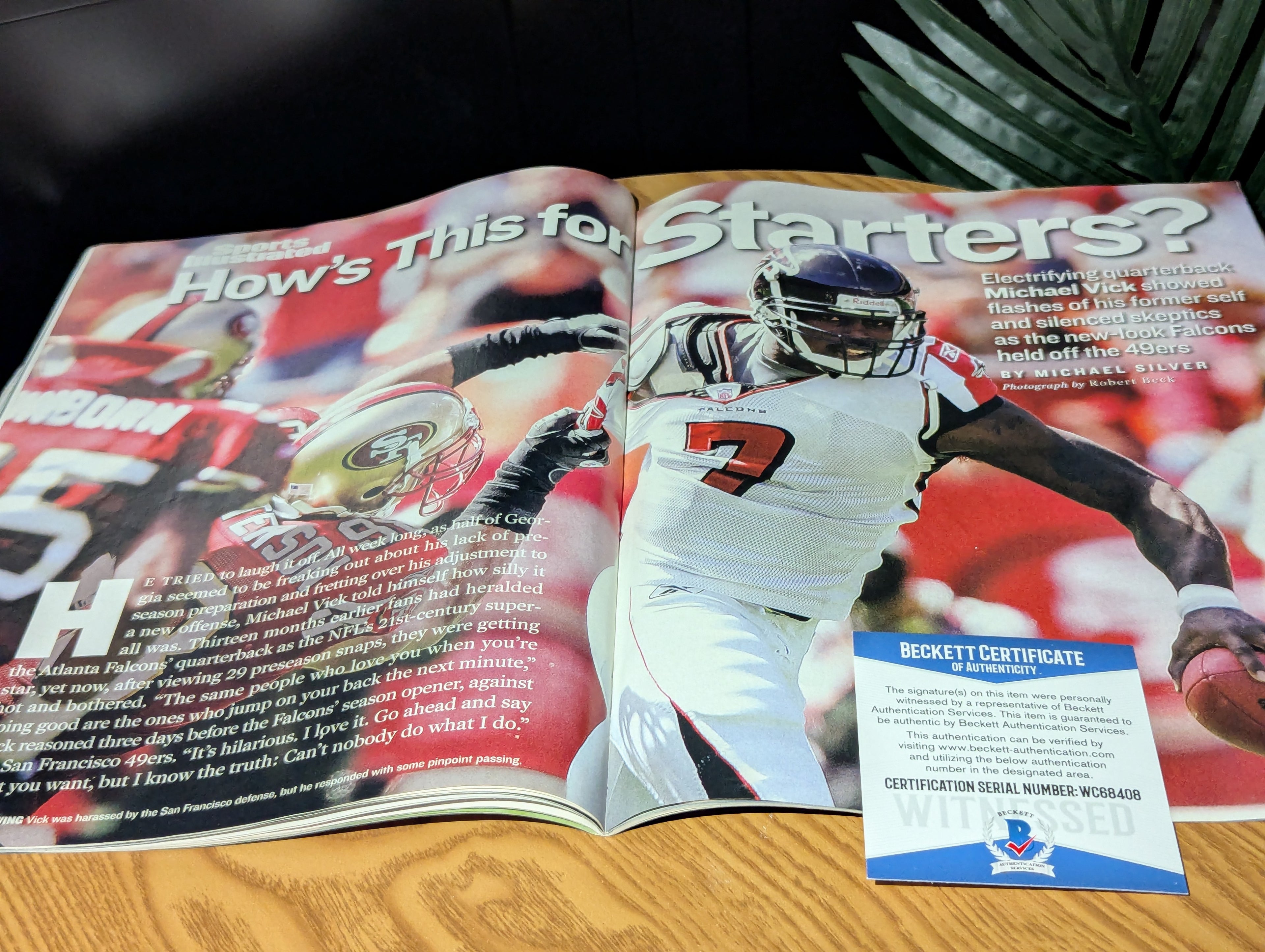 Unframed Signed Mike Vick Magazine (Beckett)