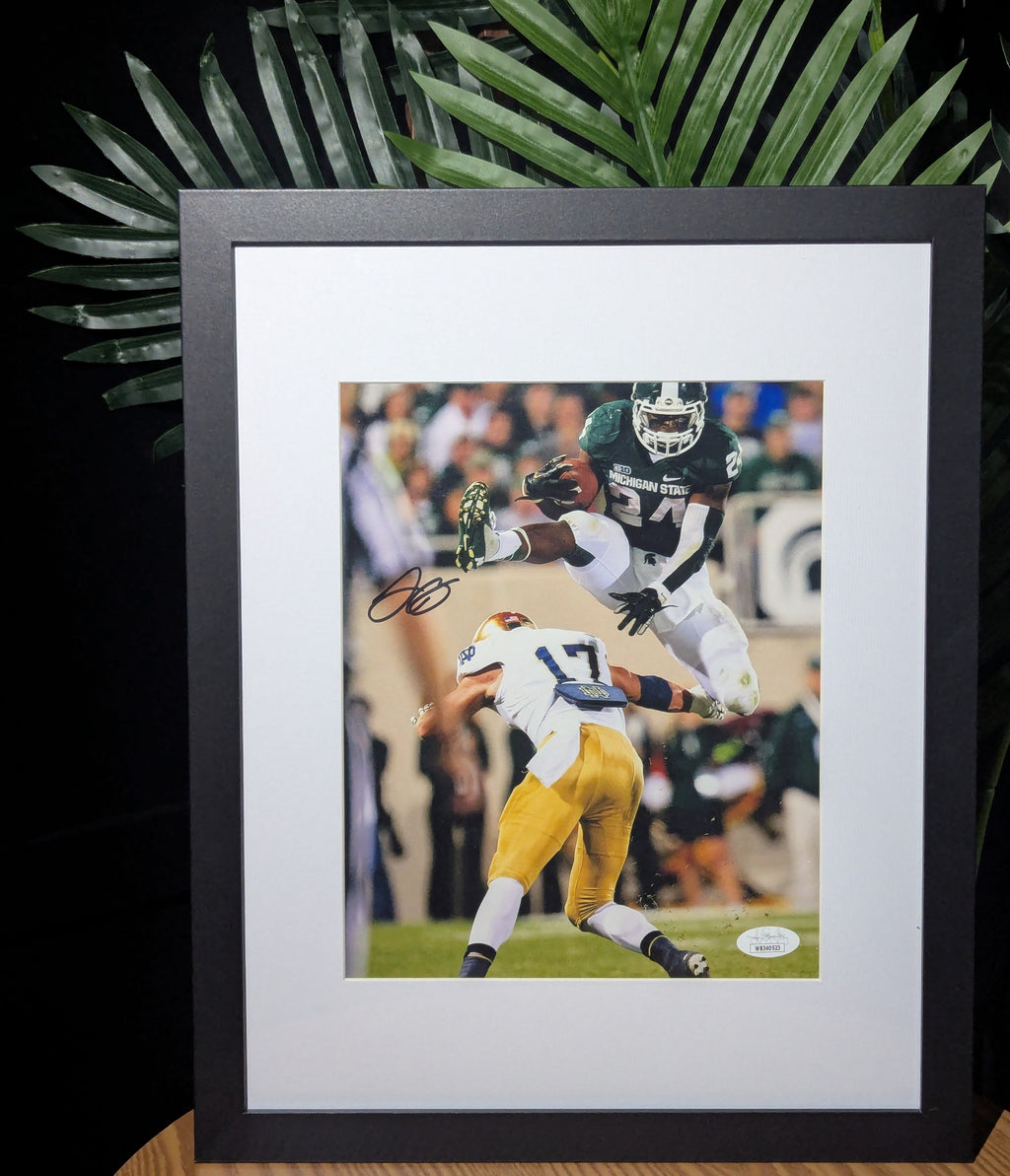 Signed LeVeon Bell 8x10 (JSA)