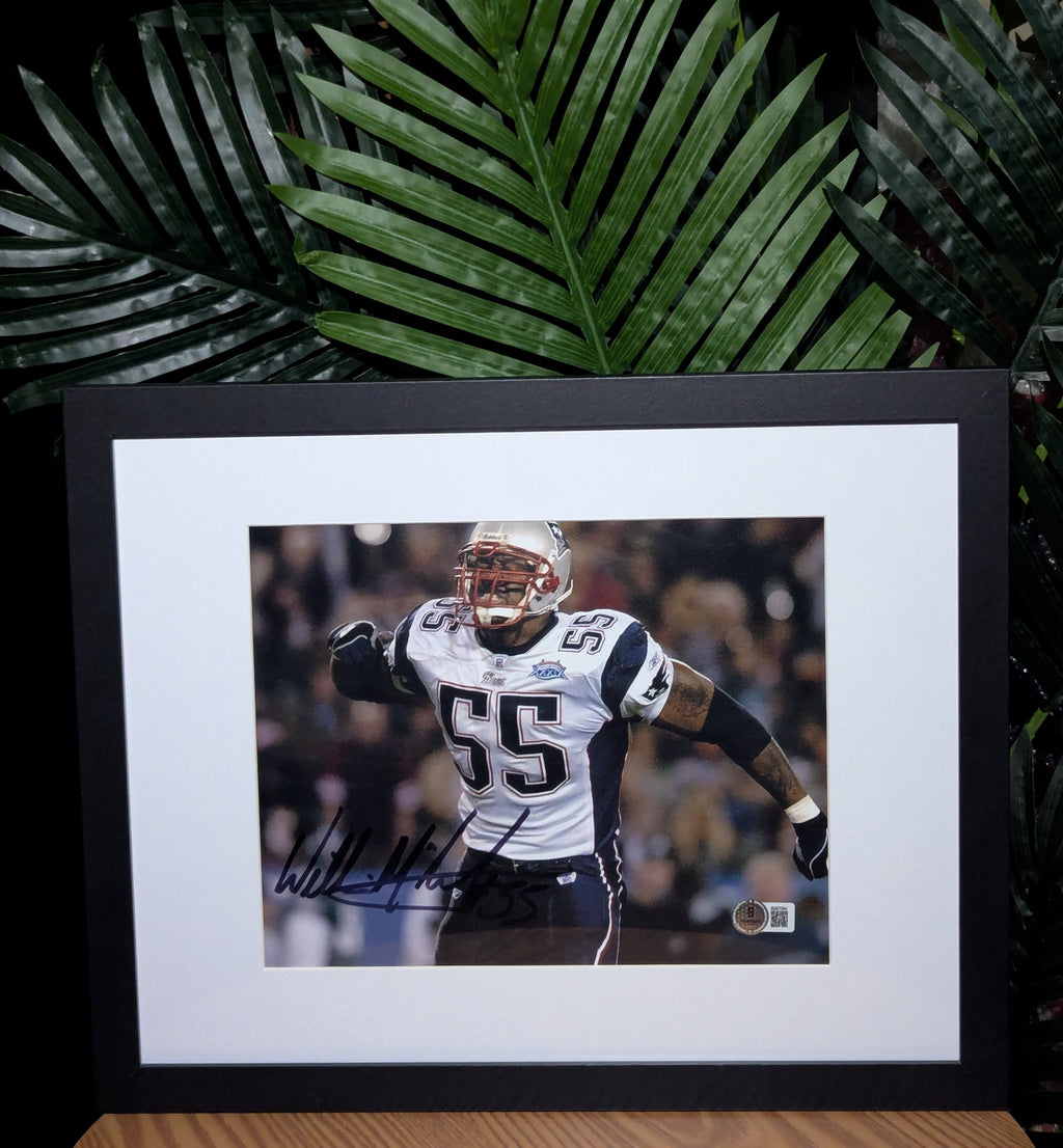 Signed Willie McGinest 8x10 (Beckett)