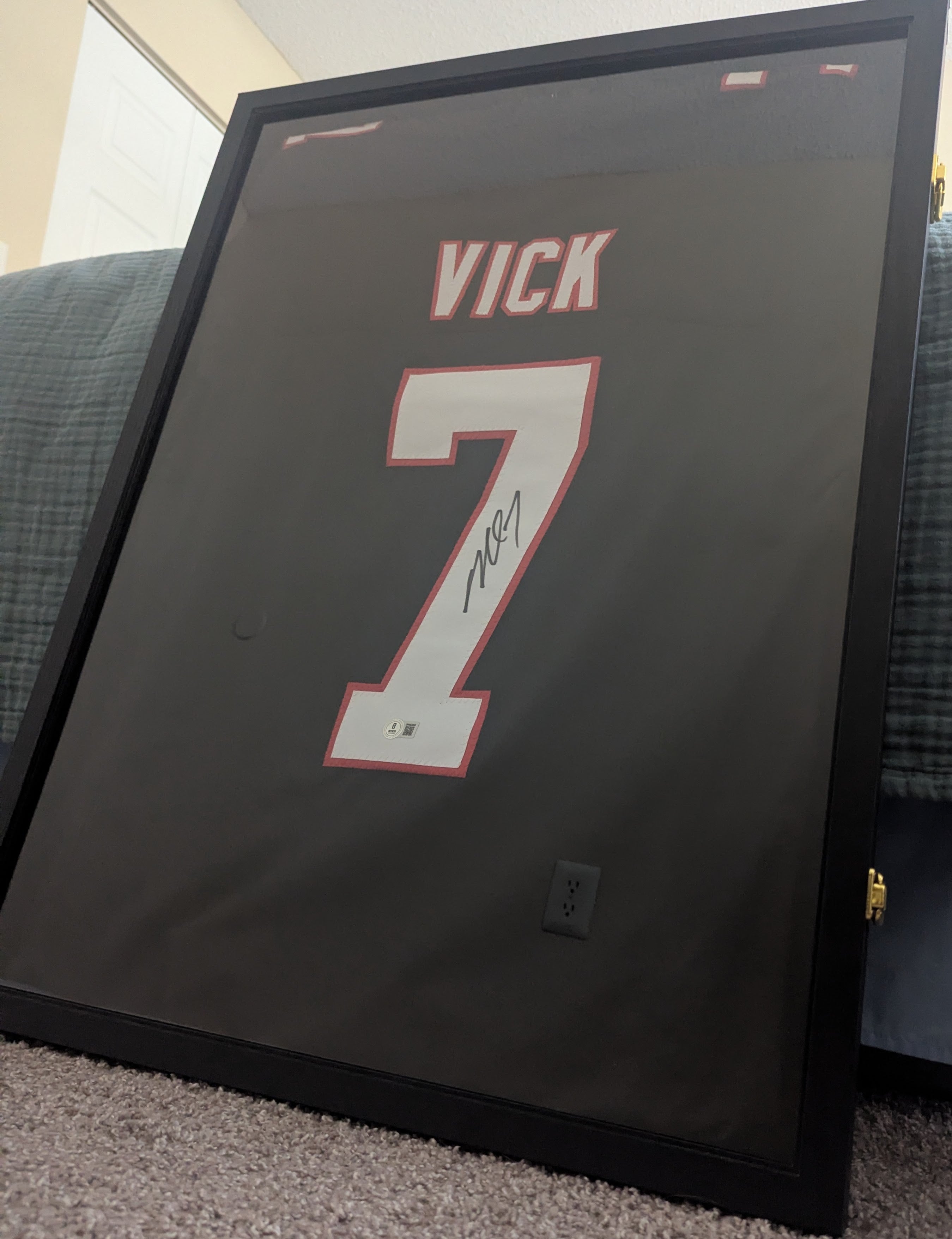 Mike Vick - Signed Custom Jersey Framed (Beckett)