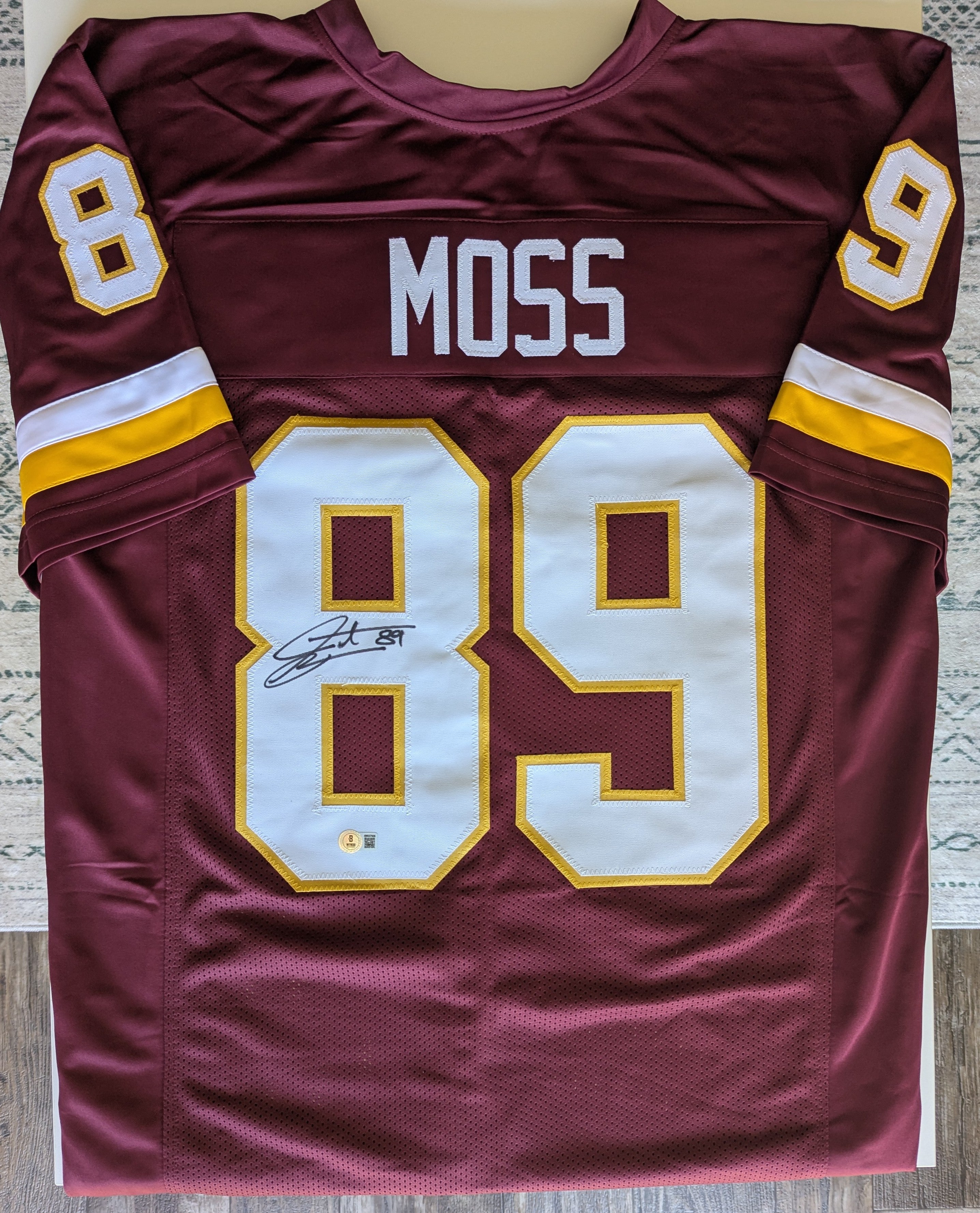 Signed Santana Moss Custom Jersey (Beckett)