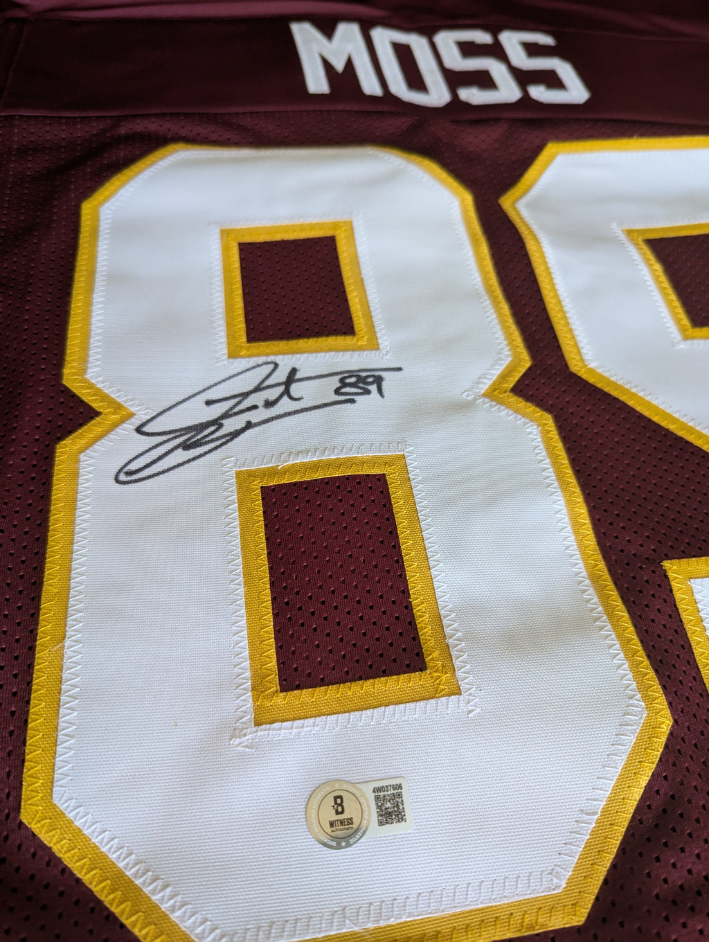 Signed Santana Moss Custom Jersey (Beckett)