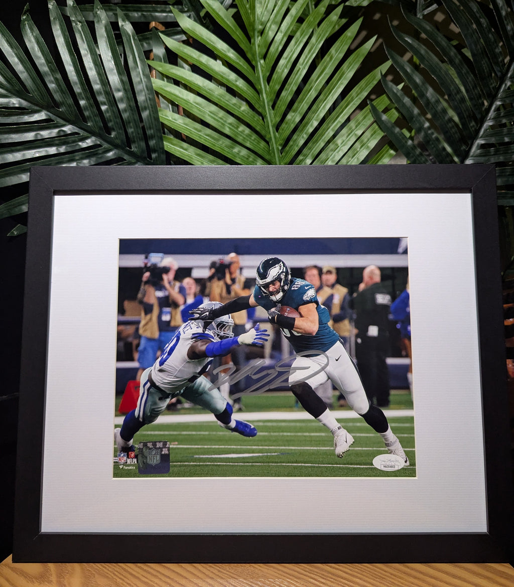 Signed Dallas Goedert 8x10 (JSA)