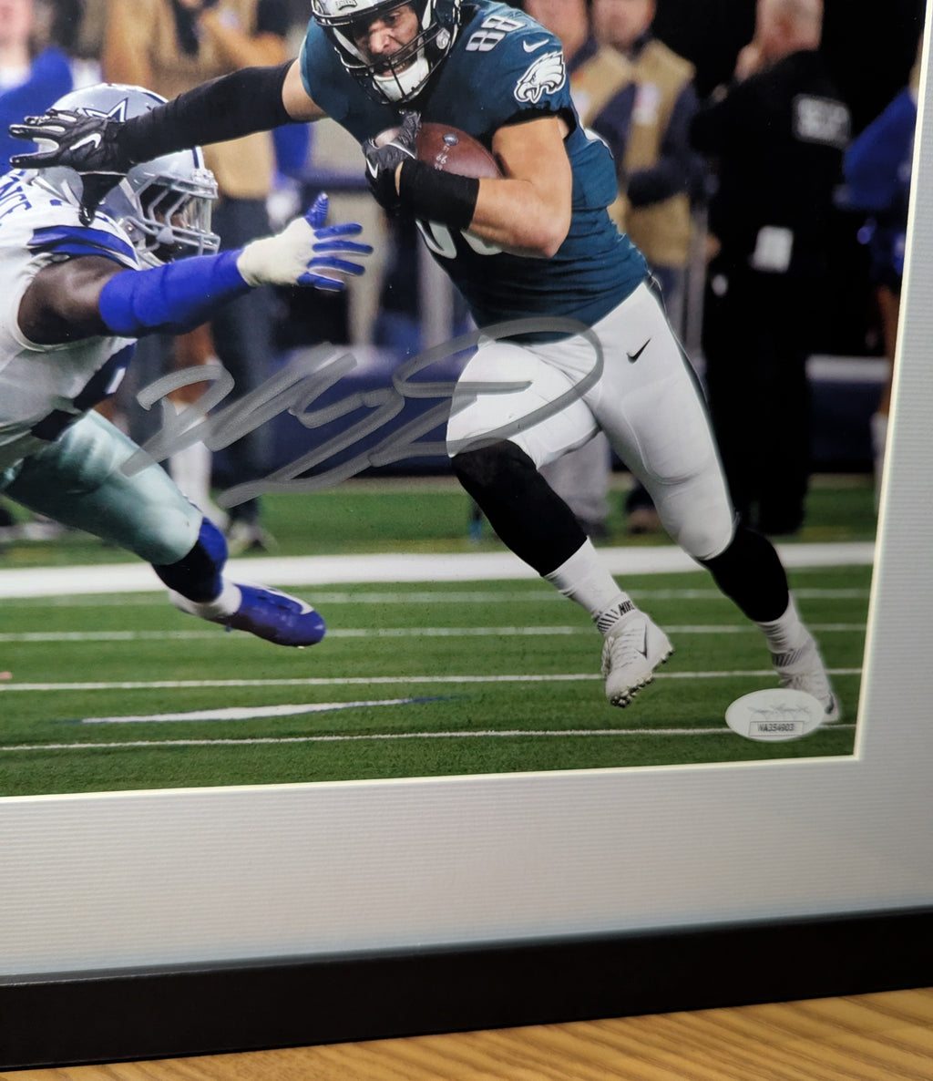 Signed Dallas Goedert 8x10 (JSA)