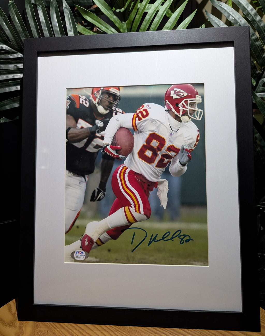 Signed Dante Hall 8x10 (PSA)