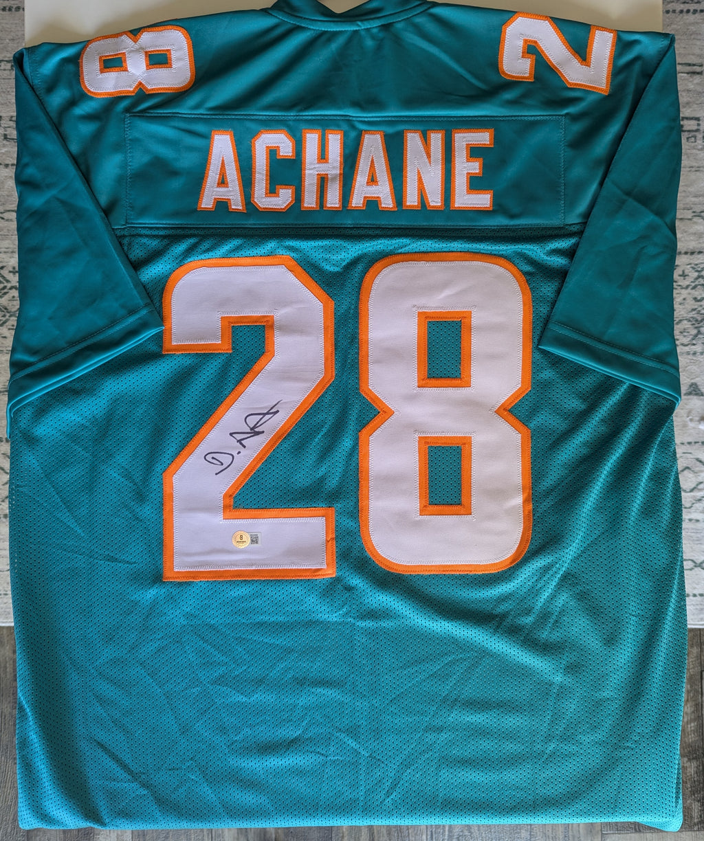 Signed De'Von Achane Custom Jersey (Beckett)