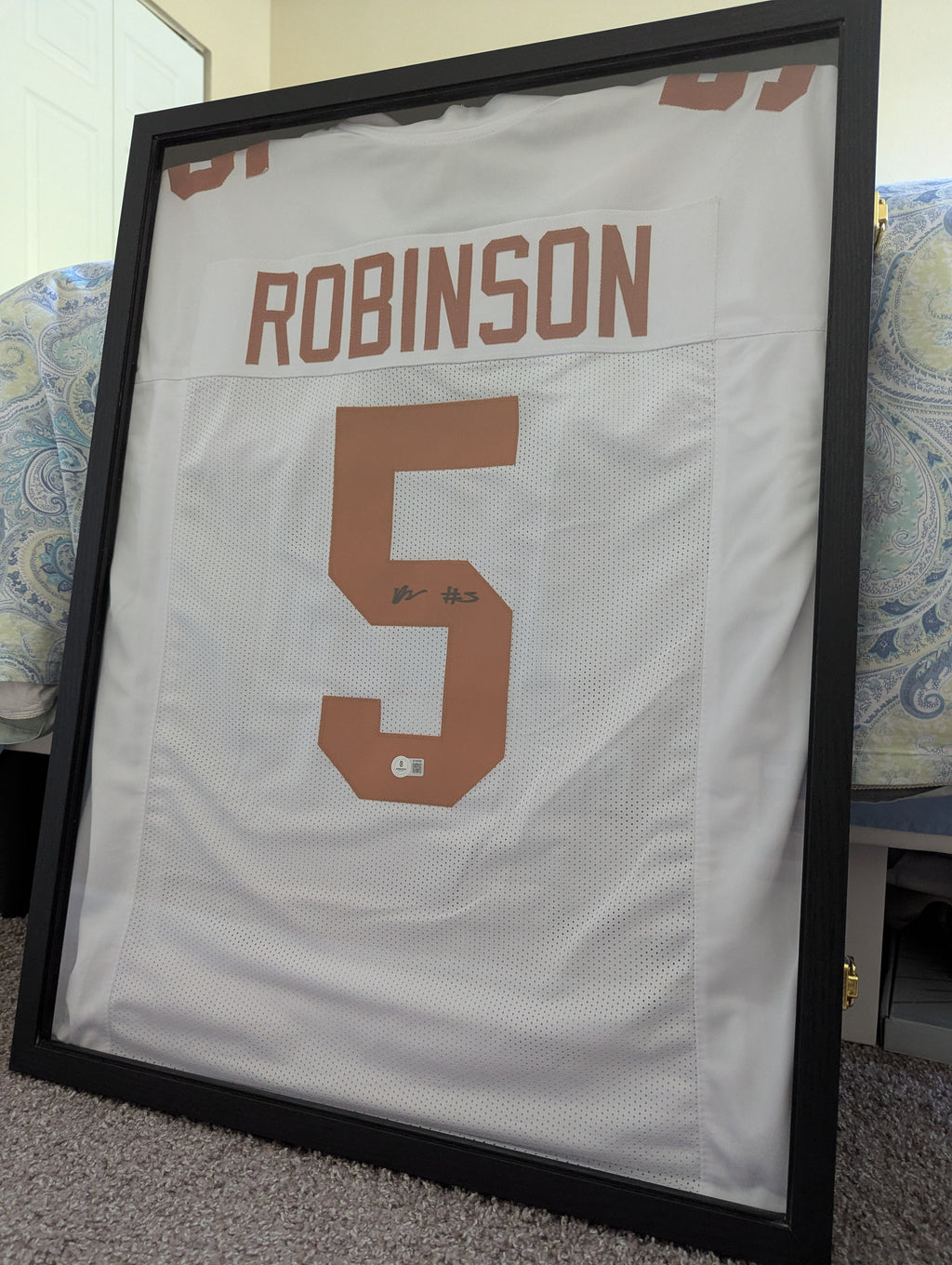 Signed Bijan Robinson Custom Jersey in Display Case (Beckett)