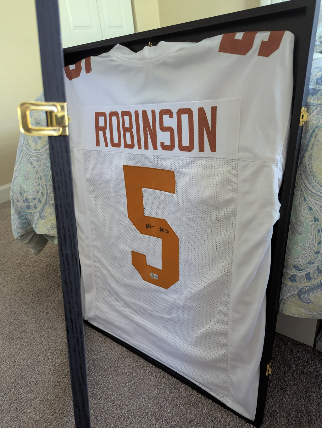 Signed Bijan Robinson Custom Jersey in Display Case (Beckett)