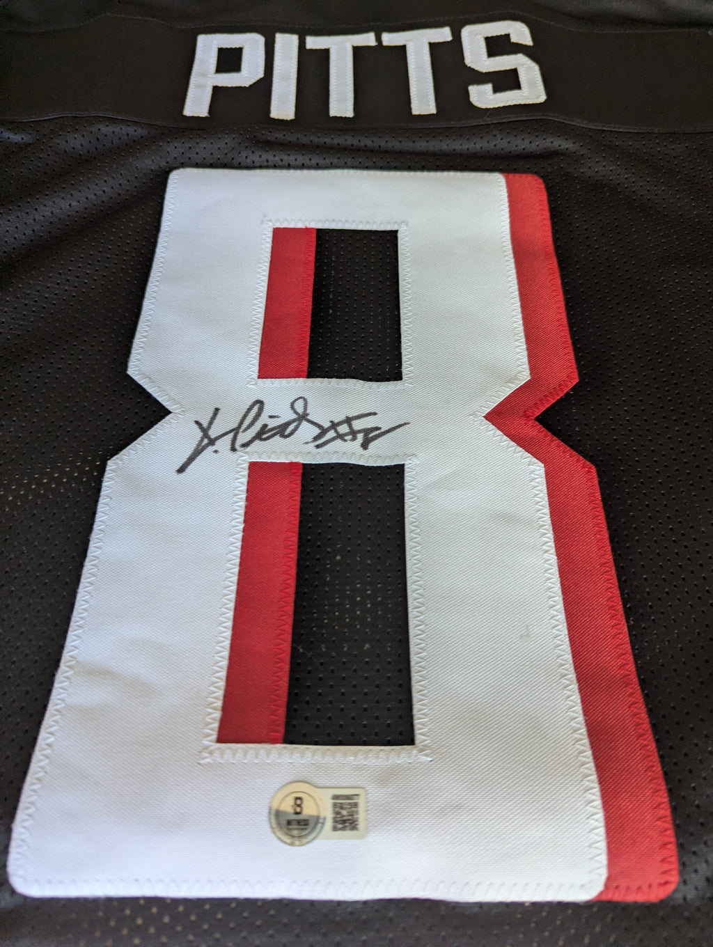 Signed Kyle Pitts Custom Jersey (Beckett)