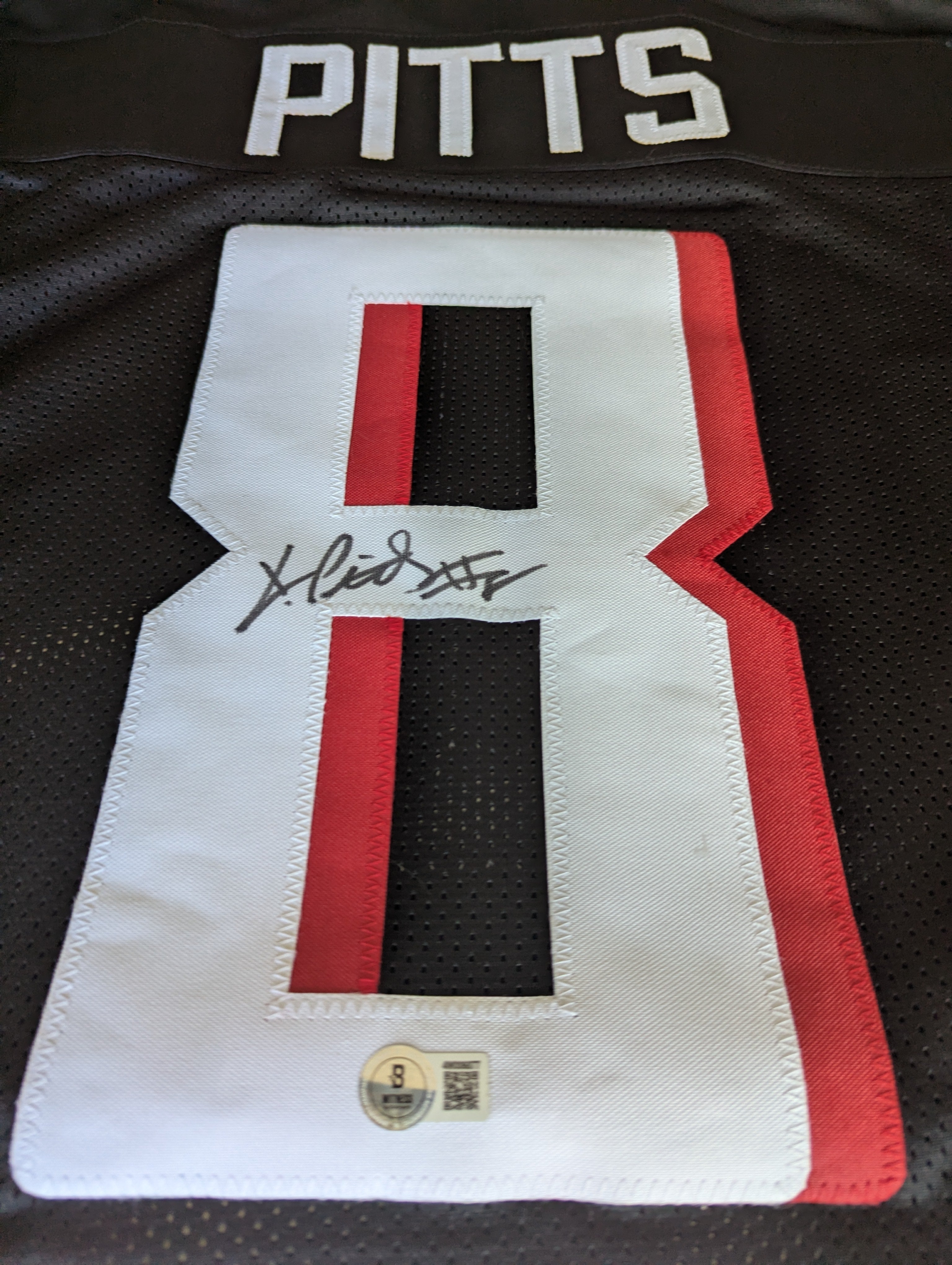 Signed Kyle Pitts Custom Jersey (Beckett)