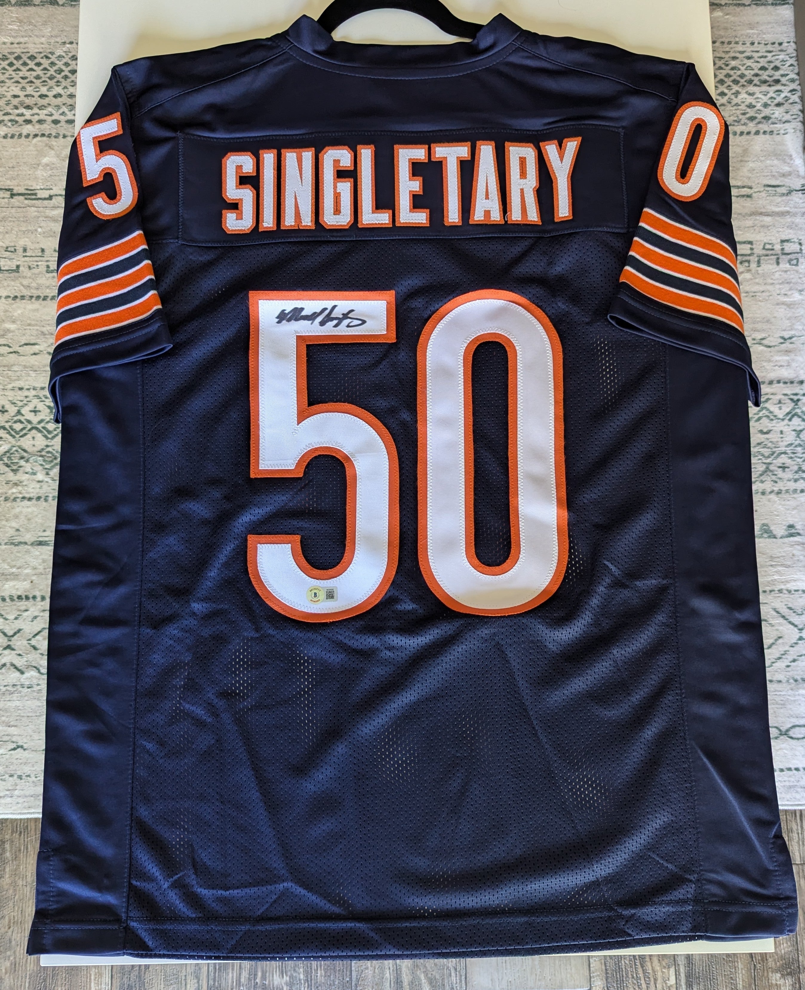 Signed Mike Singletary Custom Jersey (Beckett)